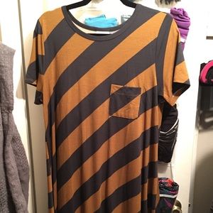 LuLaRoe Carly Swing Dress (M) EUC